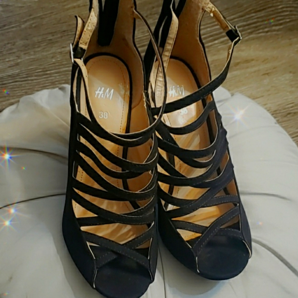 Black criss cross strap wedges